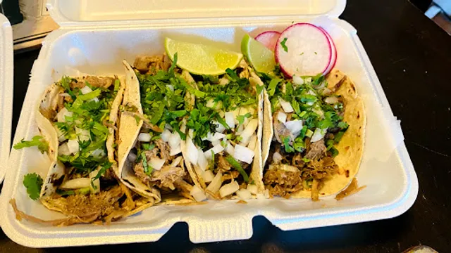 Taqueria La Grande (West Hartford)