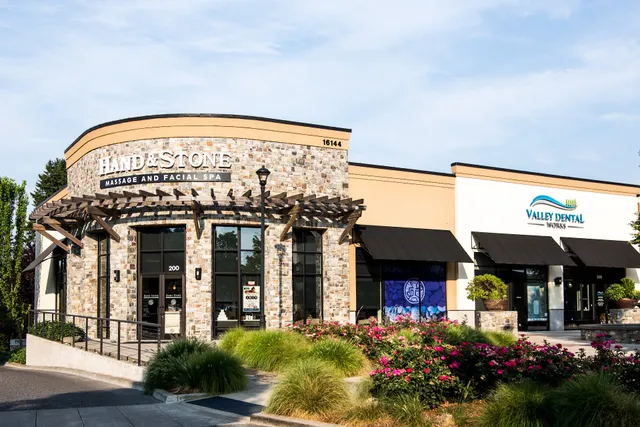 Hand & Stone Massage and Facial Spa