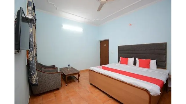 OYO 29139 Hotel Kingsley
