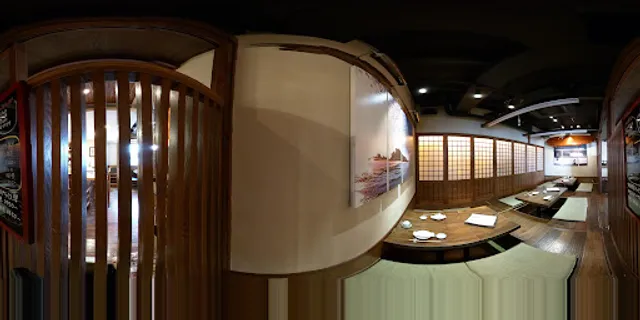 SUSHI IZAKAYA 楽 GAKU HAWAII