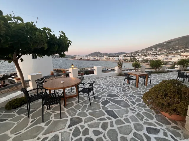 Pandrossos-All Day Cafe-Bar Restaurant