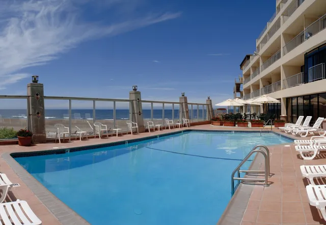 The Inn At Spanish Head Resort Hotel