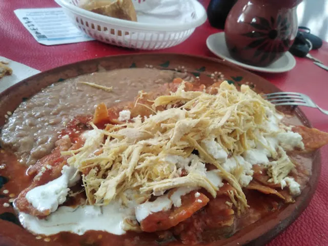 “La Solucion” Chilaquiles Y Cocina Económica