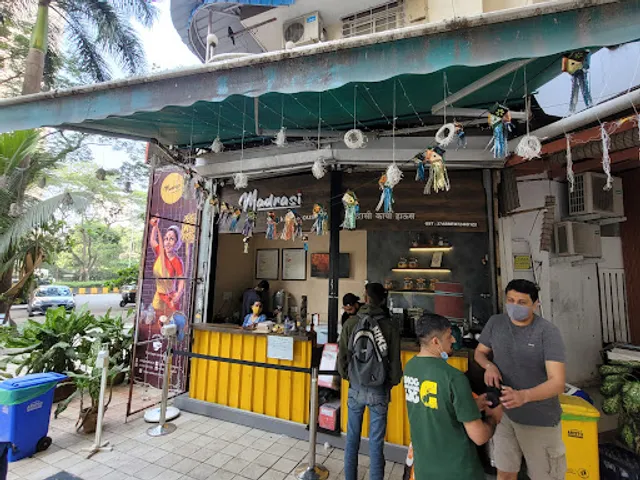 Madrasi Kaapi House - Thakur Village