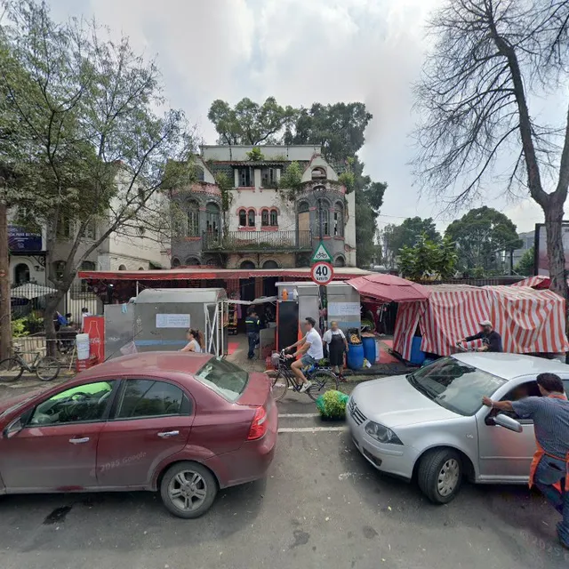 La Casa Negra o Casa Mondragón