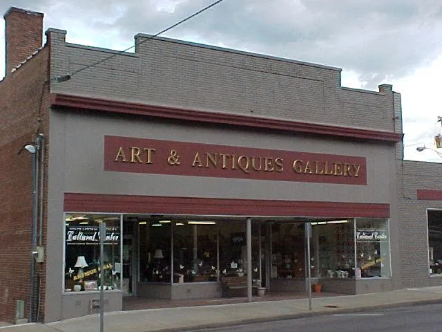 Art & Antiques Gallery
