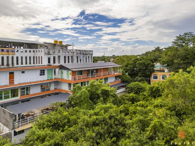 Zostel Pondicherry (Auroville Road)