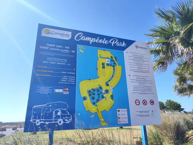 Aire de camping-car Narbonne Plage