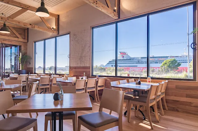 Central Bar & Restaurant