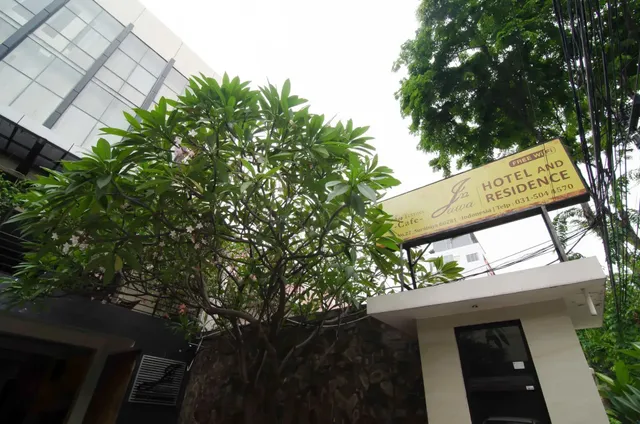 RedDoorz near Gubeng Station Surabaya