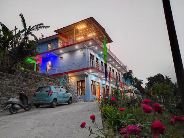 Radha Gopal Royal | Kausani