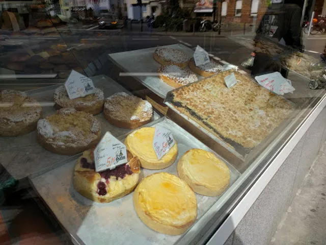 REINER HÜTTEN | Bäckerei – Konditorei