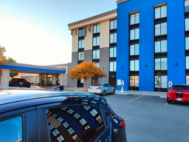 Denver-Central Park Hotel