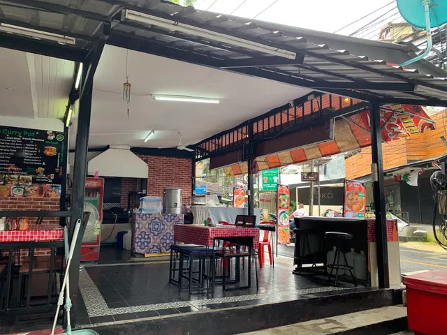 The Curry Pot - Nanai3