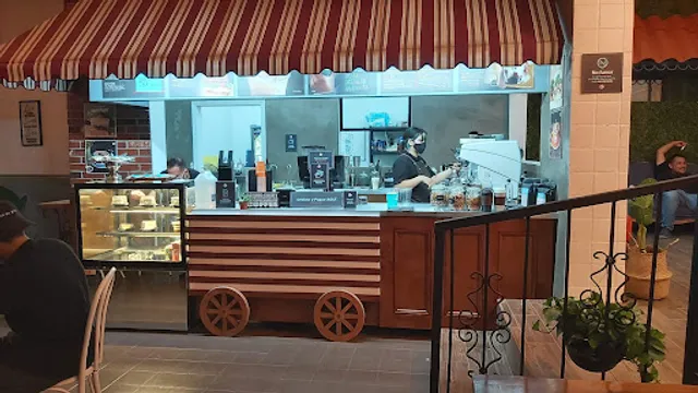 Blue Luna Café | Tecate