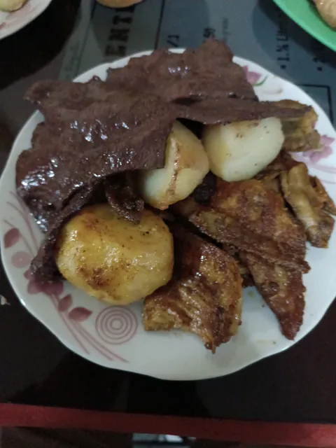 "Doña RAQUEL" Caparinas, Anticuchos, (mixtos)Buñuelos.EMOLIENTES