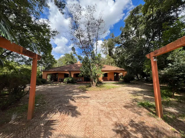 Cata White Green Village