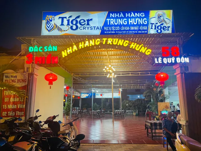 Nhà Hàng Trung Hưng