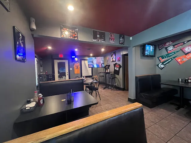 Nikki's Chicken and Waffle Sports Bar and Grill