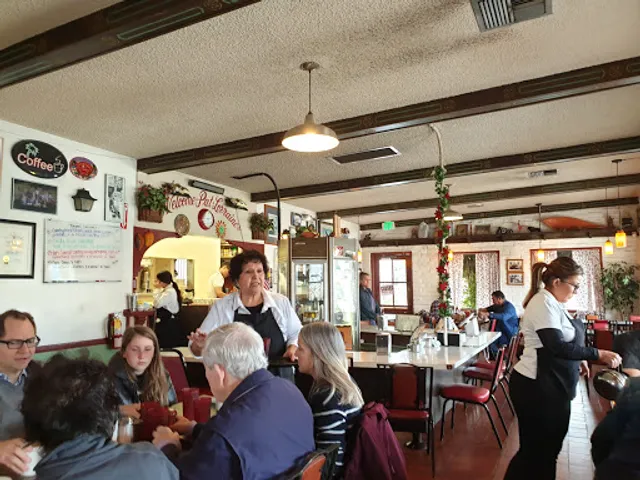Pat & Lorraines Coffee Shop