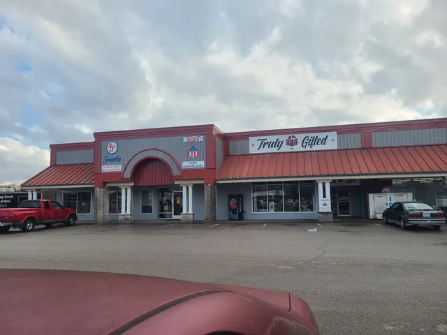 Aces Boots & Sporting Goods/4 J's Supply