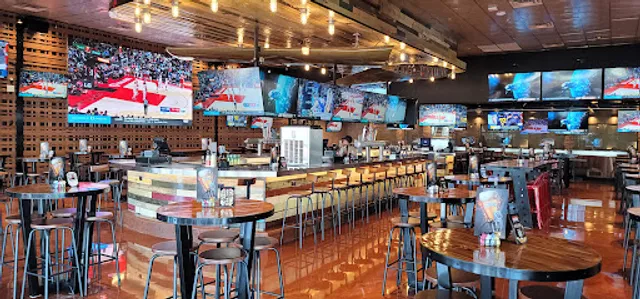 Bombshells Restaurant & Bar