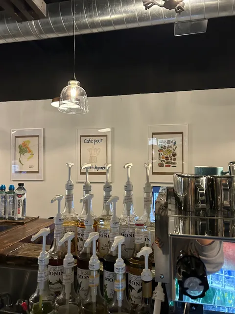 KCOFFEE: THAI & LAO FOOD