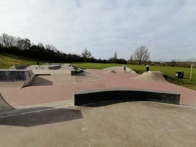 Mansfield Skate Plaza