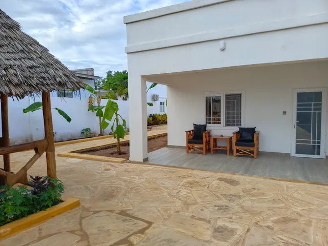 Diamond White Resort