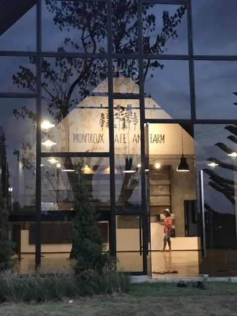 Montreux Café and Farm