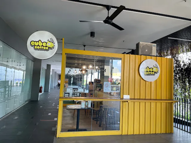 Cube Coffee One Precinct
