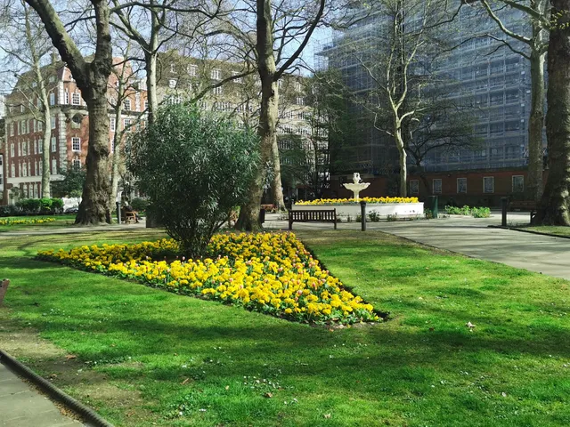 St John's Gardens