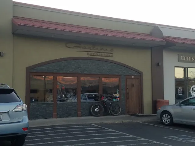 Garlini's Napoletana