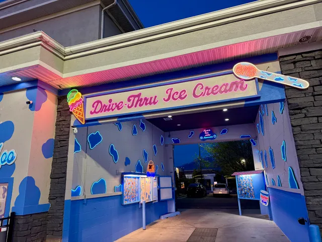 Blue Moo Ice Cream - West Jordan