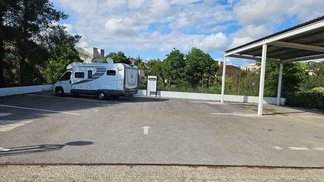 ÁREA DE AUTOCARAVANAS de Cuevas de Vinromá.