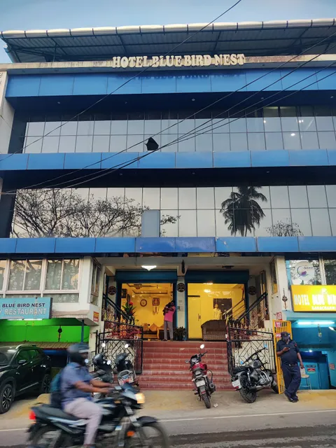 Hotel Blue Bird Nest