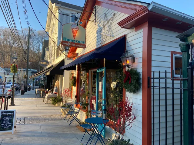 Honeycone Craft Ice Cream