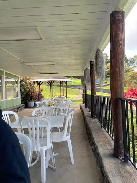 Kula Sandalwoods Inn & Cafe