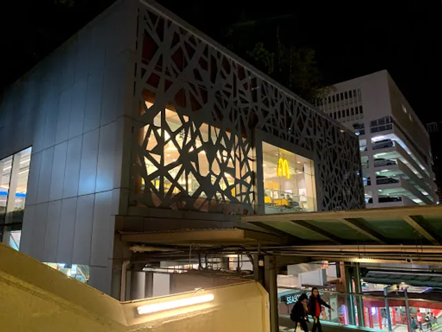 McDonald's (Luk Yeung Galleria)
