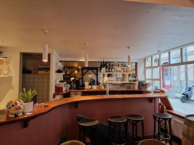 Le Bistrot du Rocher