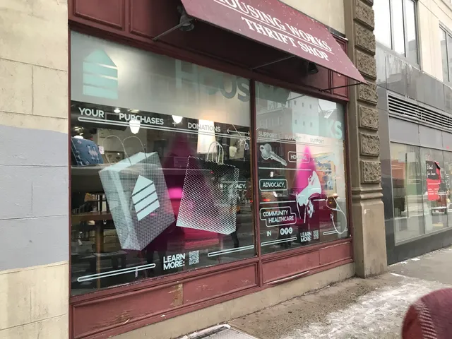 Housing Works Thrift Shops - Gramercy