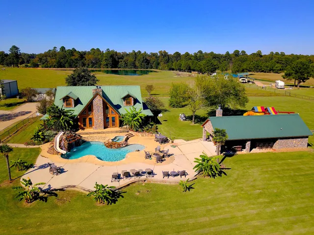 God's Country Resort