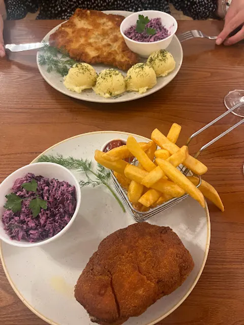 Belvedere Bar and Dining