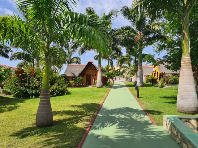 C.V. LODGE BAIA-AZUL