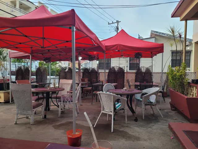 Mr Vic Bar Restaurant