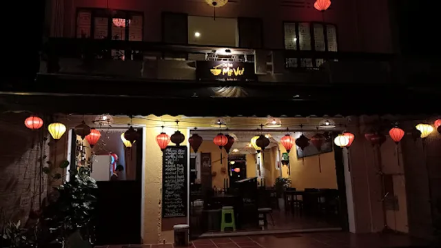 Chợ Quê Riverside Restaurant