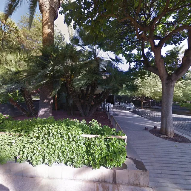 Parque Garcia Sanabria, 110