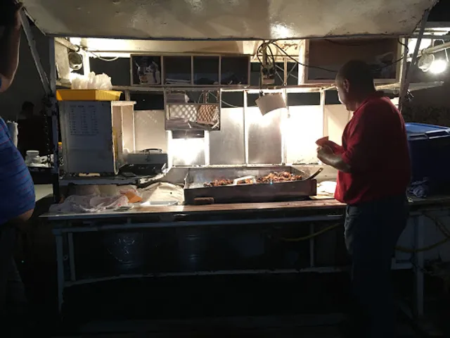 Tacos Chicharrones De Res