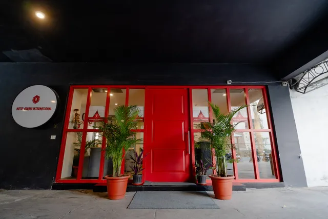 Hotel Asrani International