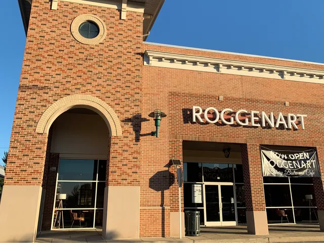 Roggenart European Bakery, Bistro & Cafe